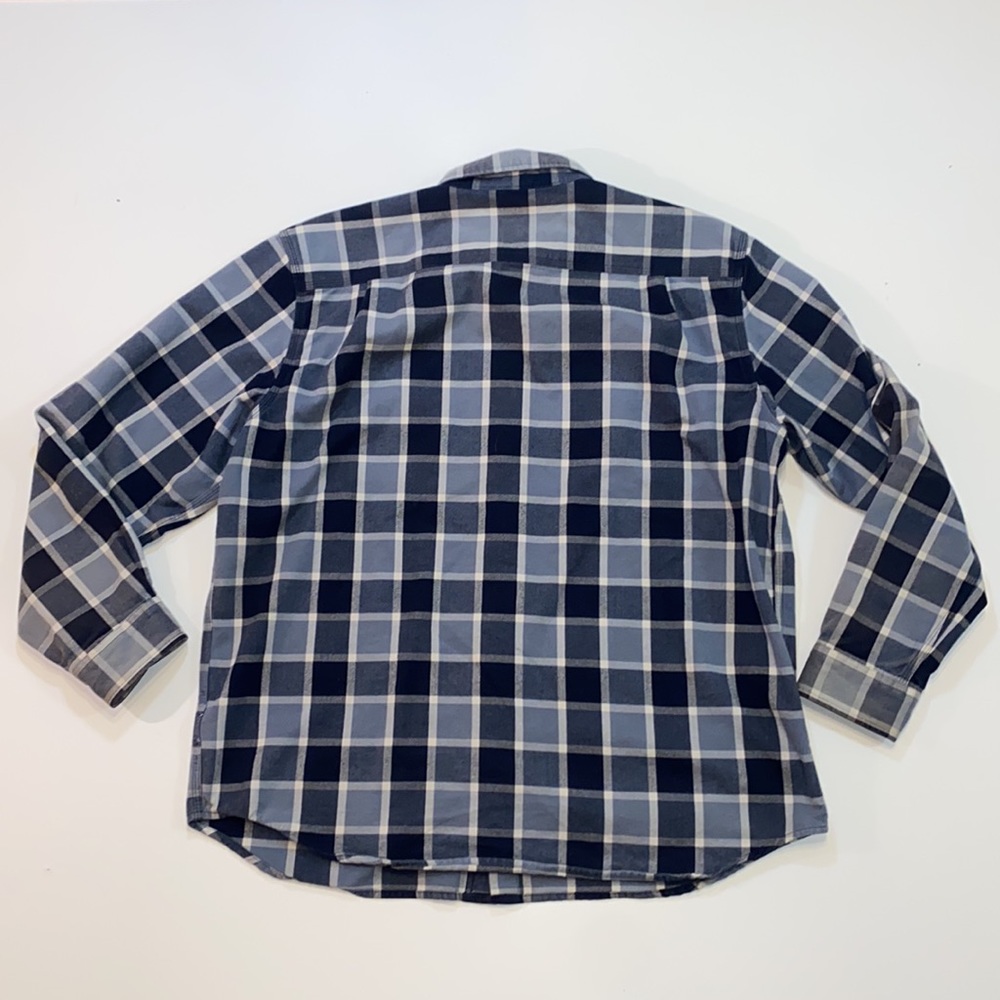 Carhartt button up - Picture 10 of 13